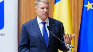 Ultima lovitură a lui Iohannis. Legea care șterge datoriile românilor, atacată la CCR