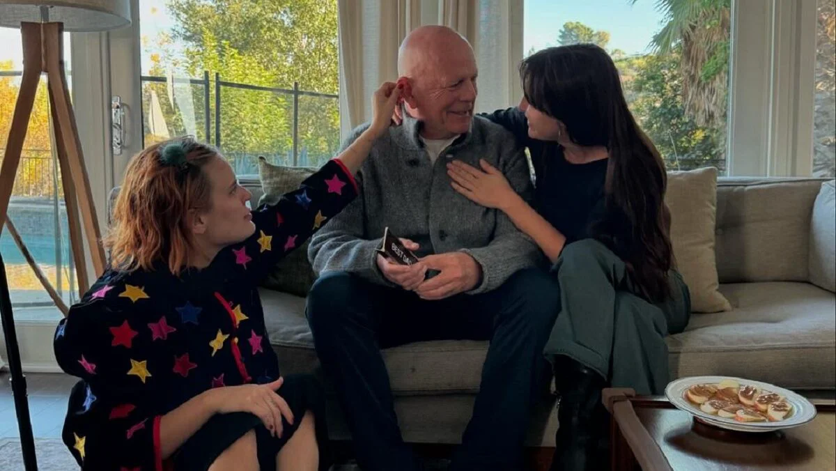 Bruce Willis, alături de familia sa de Ziua Recunoştinţei. Pozele care au strâns sute de aprecieri