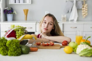 Dieta săracului: Slăbești mult, cheltuiești puțin. Ce spun nutriționiștii