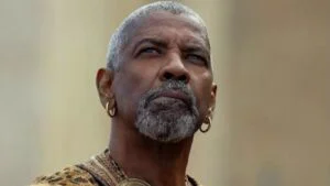 Denzel Washington s-a făcut preot! E înrăzboi cu Hollywood-ul