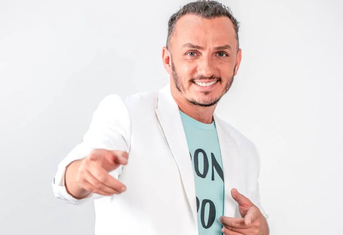 Mihai Trăistariu își rotunjește veniturile în decembrie. Cât încasează pentru un concert