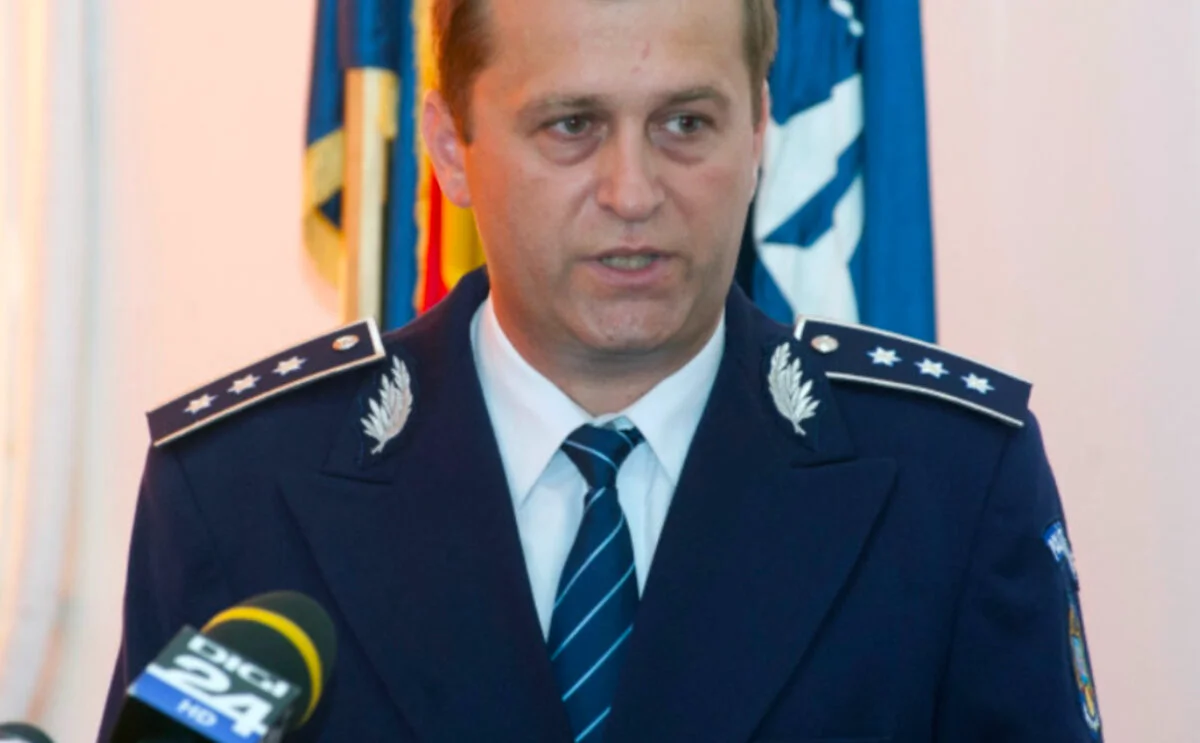 Directorul adjunct al Poliţiei Capitalei, Radu Gavriş, găsit incompatibil de ANI