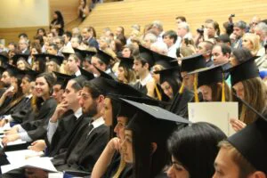 Peste 1.500 de posturi didactice scoase la concurs. Depunerea dosarelor și lista locurilor disponibile