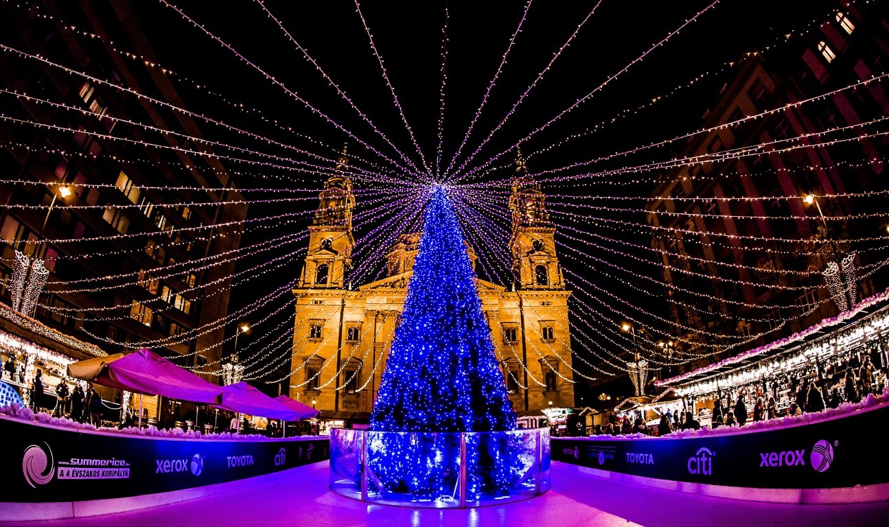 Târgul de Crăciun din Budapesta