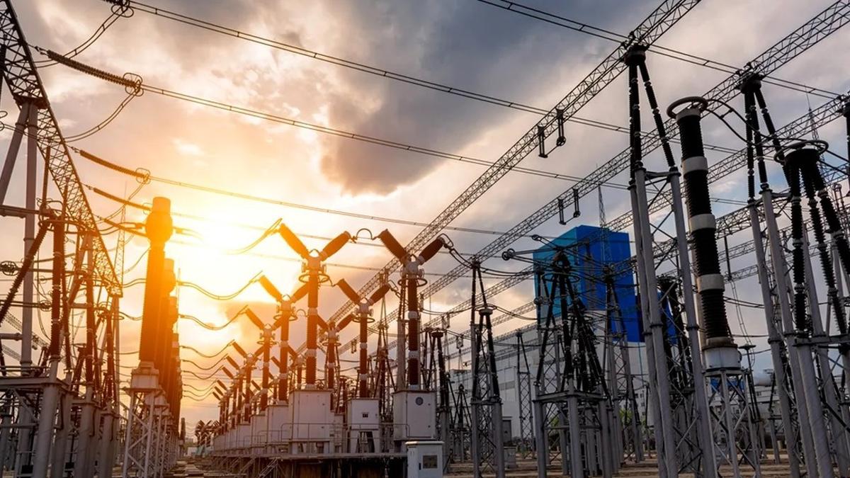 Mai multă energie electrică procurată din România. SA Energocom a semnat un contract de achiziție cu OMV Petrom