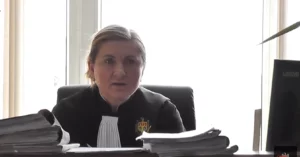 Magistrata care a achitat vitezomanul învinuit de moartea unui minor, sub lupa Inspecţiei Judiciare. Inculpatul, mulţumit parţial de sentinţă. Video