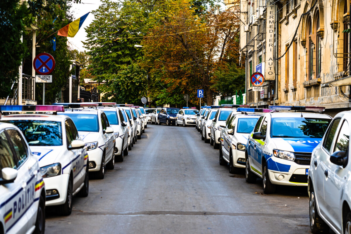 Polițiștii vor alte majorări de salarii. Protest în Ialomița