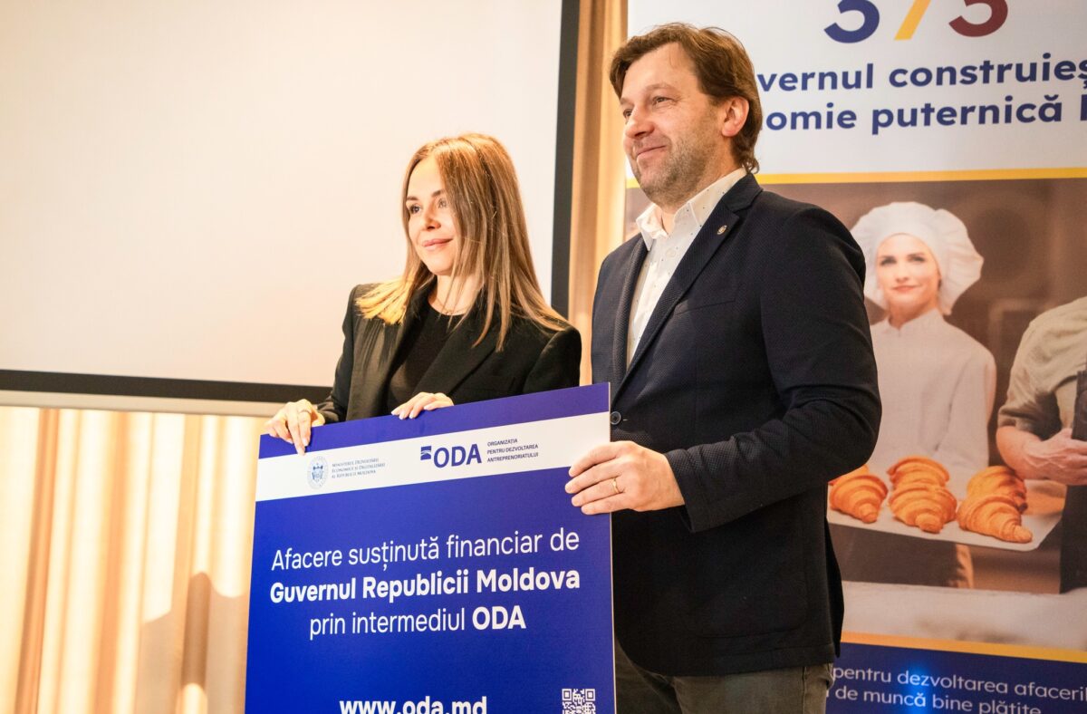 Evenimentul de acordare a granturilor