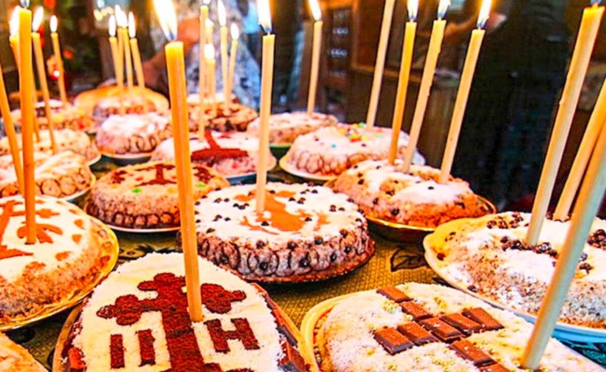 Moșii de toamnă 2025, ziua în care îi cinstim pe cei adormiți. Ce trebuie să duci la slujba de pomenire