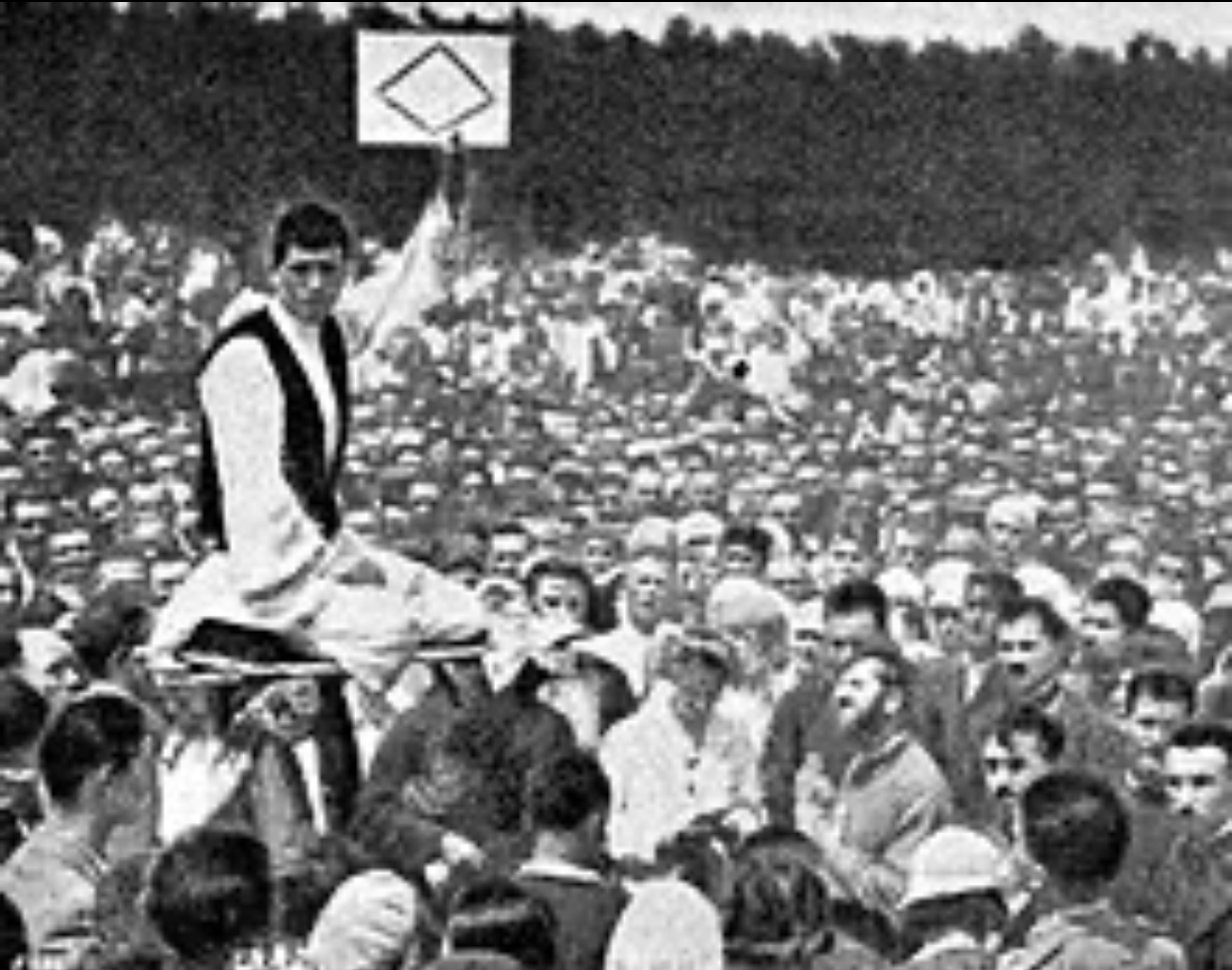 Iluminatul Petrache Lupu, omul care provocat un fenomen național