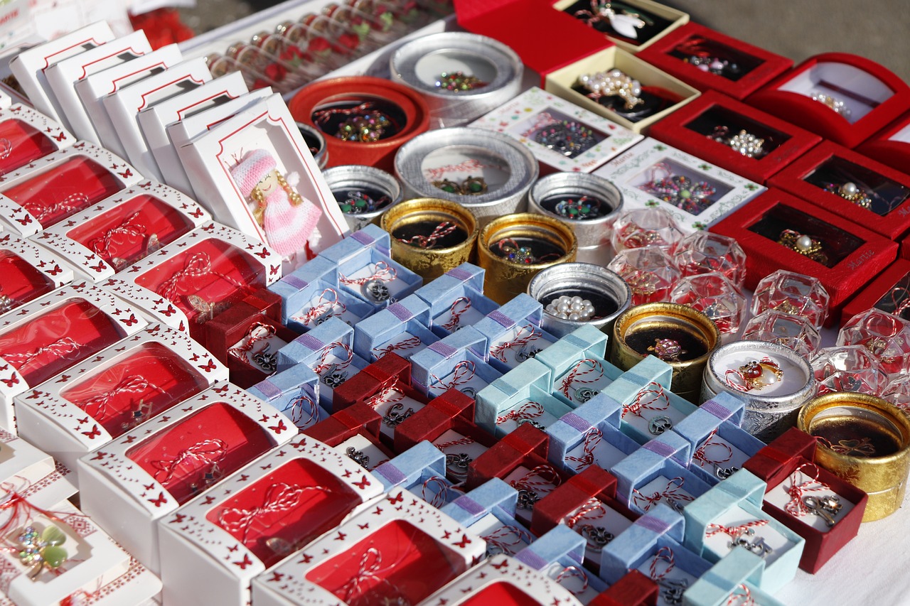 Cadouri originale de 1 martie. Cum să îi surprinzi pe cei dragi