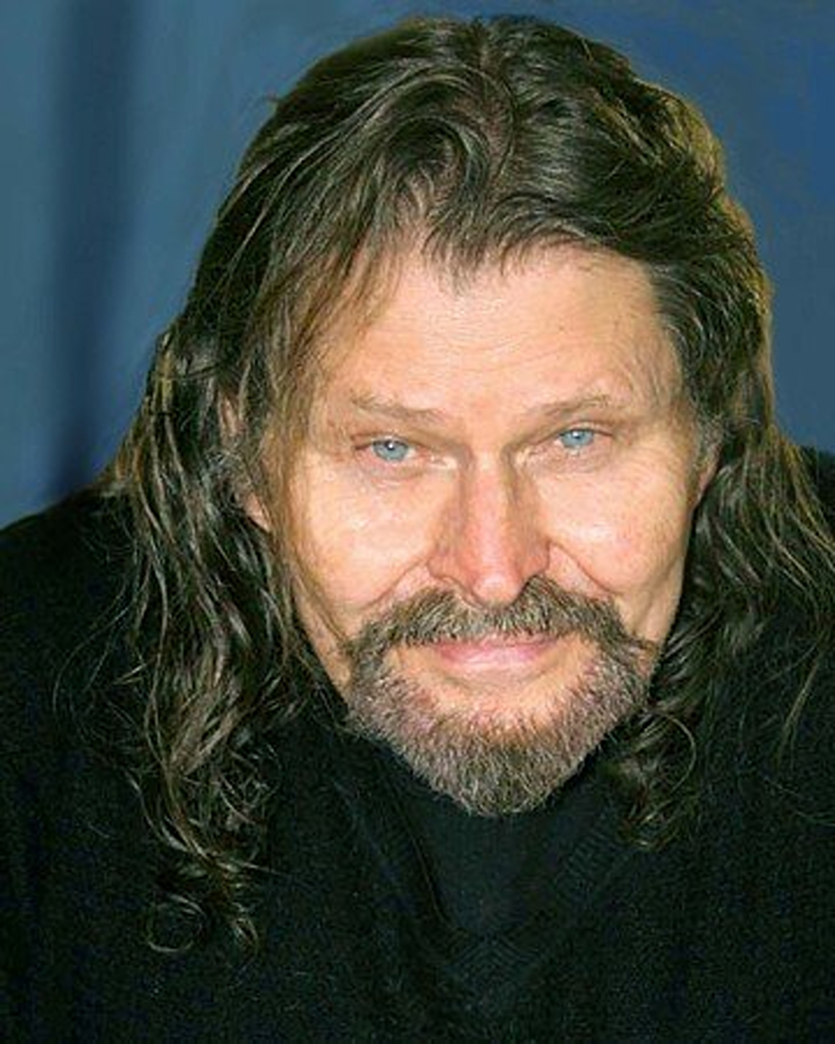 Bruce Glover.
