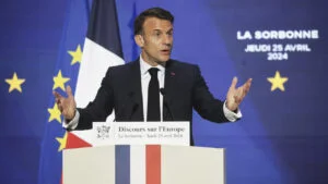 Franţa adună resurse pentru apărare fără taxe noi sau crescute
