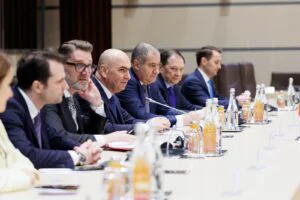 Întrunire CSAT, la ordinul lui Ilie Bolojan. Care sunt principalele teme