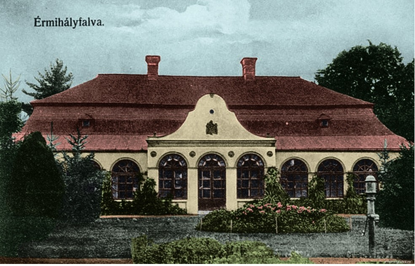 Orașul din Bihor care și-a salvat castelul de la peire