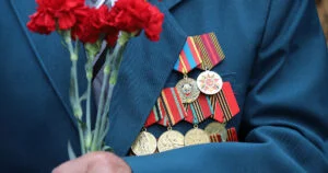 Veteranii celui de-Al Doilea Război Mondial vor primi un ajutor de 30.000 de lei. Când pot fi ridicați banii