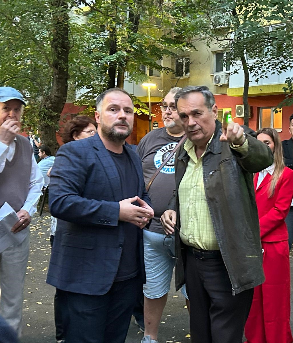 Rareș Hopincă scapă de mizeria ascunsă sub preș de predecesorul său Radu Mihaiu. Interviu cu primarul sectorului 2