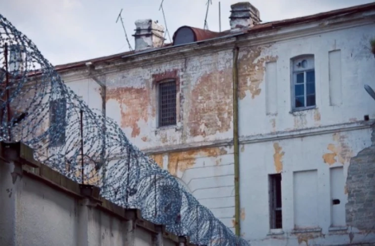 Mizerie, gândaci și condiții inumane: Ce au descoperit autoritățile în penitenciarele pentru minori din Republica Moldova