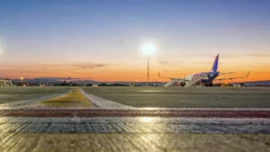 Ameninţare cu bombă într-un avion care se îndrepta spre Cluj