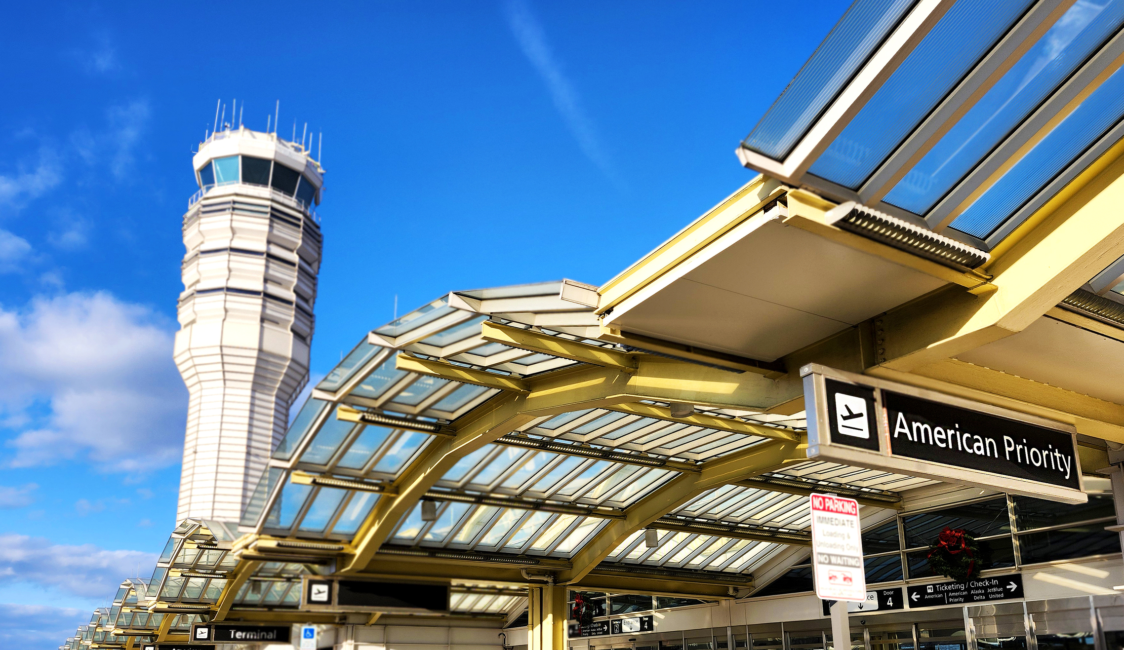 Controlul de trafic aerian din SUA, noi incidente. La un pas de catastrofă