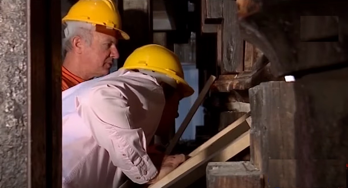 Arheologi mormantul sfant