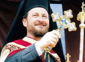 Fostul episcop al Huşilor, condamnat la închisoare cu executare. Câți ani va sta după gratii