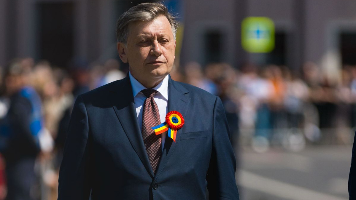 Crin Antonescu