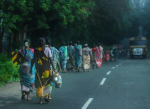Reguli bizare în India. Gesturile care te pot trimite după gratii