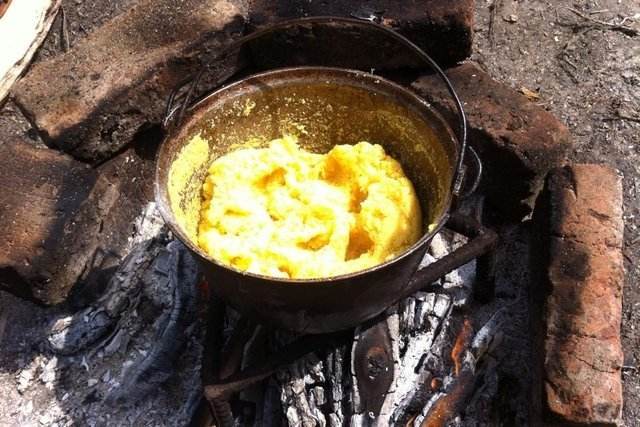 Mămăliga ca la stână