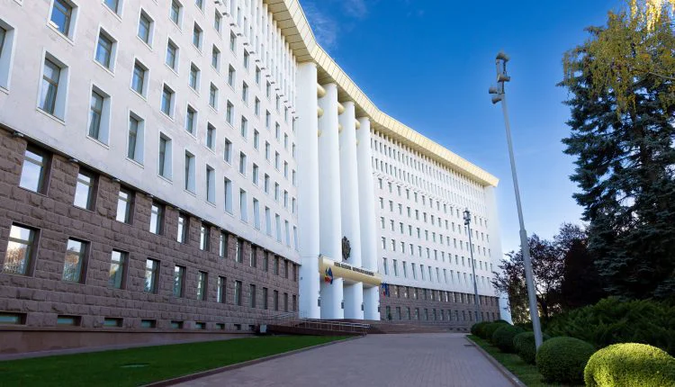 Alegerile parlamentare ar putea avea loc pe 28 septembrie. Grosu: Sunt cruciale pentru viitorul european