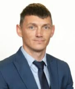 Deputatul cu studii la matrimoniale, sensibil la critici: Inventați povești despre mine