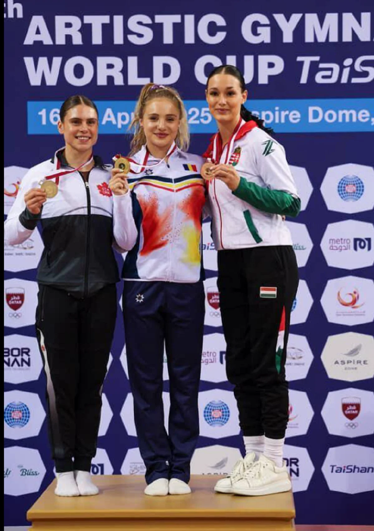 Sabrina Voinea podium