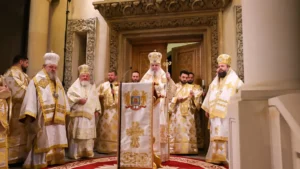 Învierea lui Hristos este izvor de pace și bucurie - Patriarhul Daniel