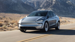 Tesla ratează lansarea celui mai așteptat model
