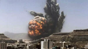 Bombardamente puternice în capitala Yemenului. SUA, acuzată de agresiune militară