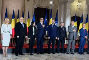 Dezbaterea prezidențială de la TVR. Nicușor Dan, gafa serii. Victor Ponta, prima apariție, puncte în plus. Crin Antonescu, peste prestația de la Digi24. Elena Lasconi, agitată și ușor neclară