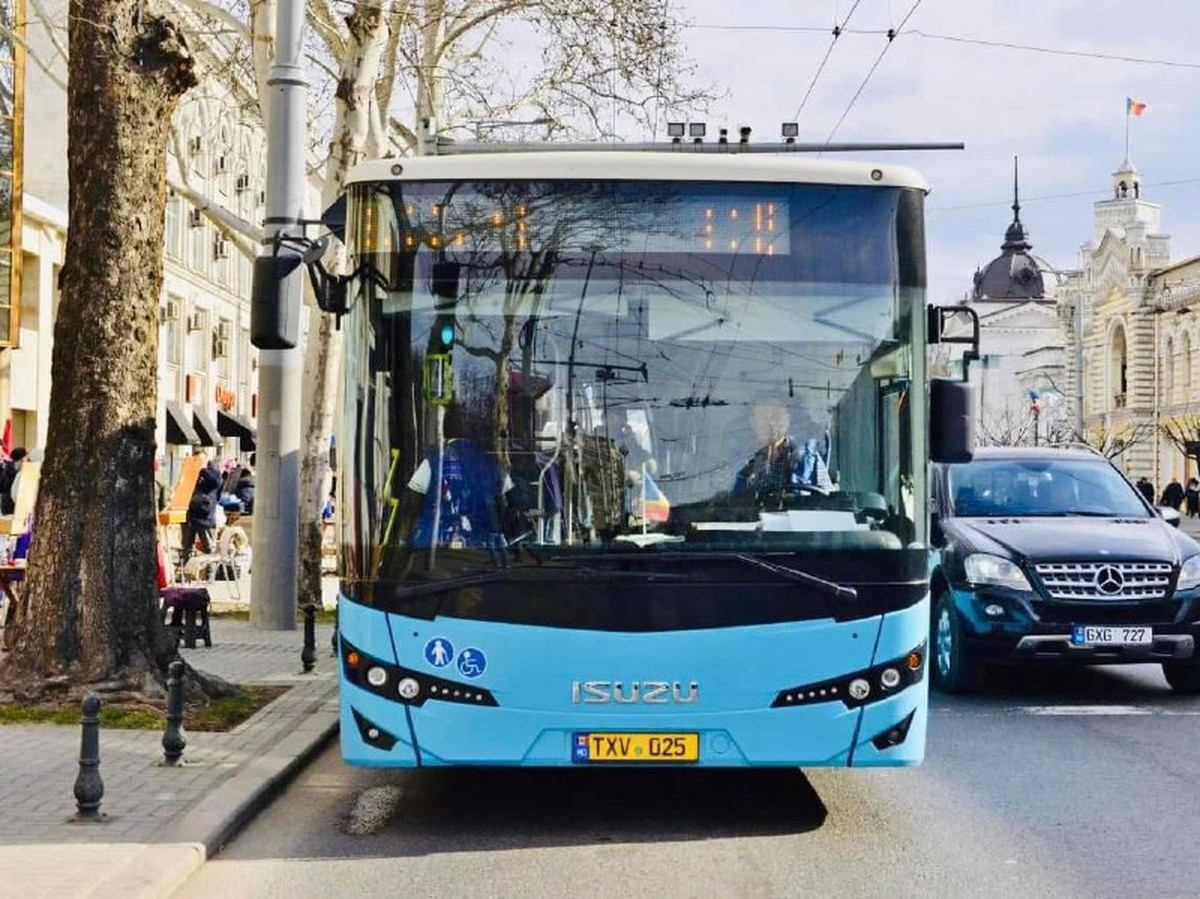 De Paștele Blajinilor, transportul public spre cimitirele din capitală va fi gratuit. Rutele adiționale anunțate de primărie