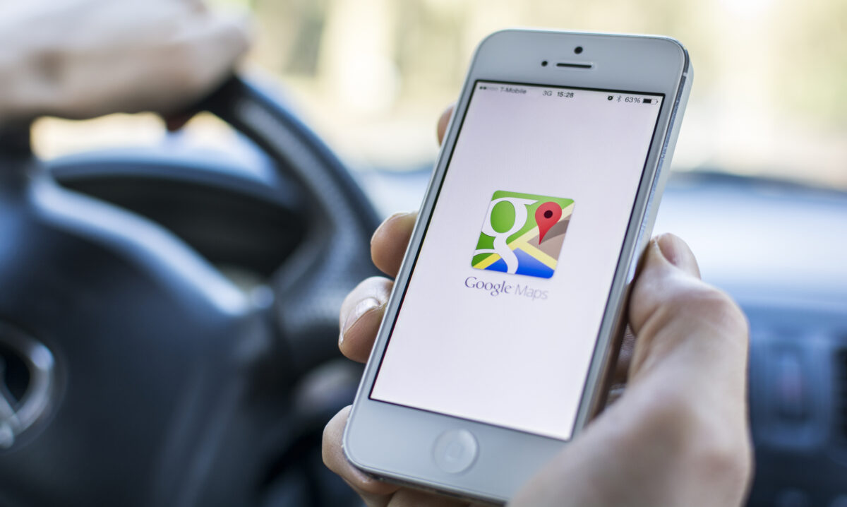 Google reinventează aplicația Maps. Introduce navigarea cu ajutorul AI și comenzi vocale