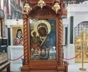 Hoții care au furat bijuterii din Mănăstirea Izbuc, prinși cu focuri de arme