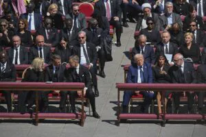 Se alege un nou Papă. Cine e favoritul lui Trump