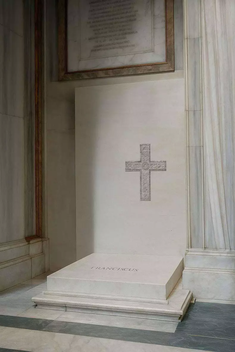 Piatra Funerara