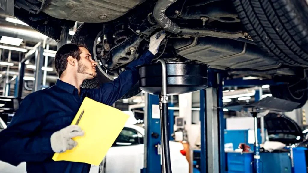 Mai multă siguranță, mai puțină poluare: Reguli stricte pentru atelierele auto