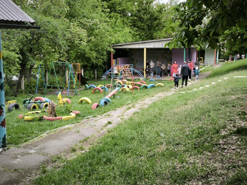 Panică la o grădiniță din nordul țării: 60 de copii evacuați în urma unui incendiu