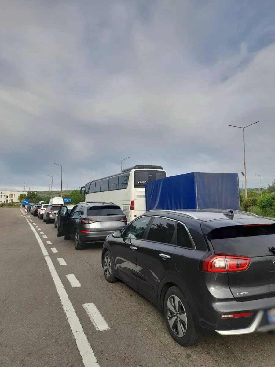 Trafic intens la frontiera moldo-română: Recomandările autorităților
