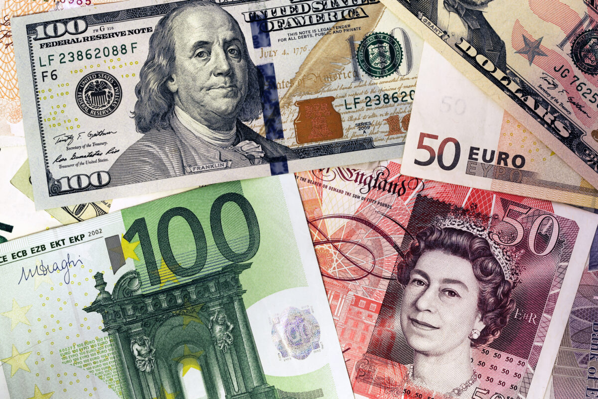 Bancnota cu care pierzi bani. Verfică dacă o ai în portofel. Băncile nu ți-o schimbă