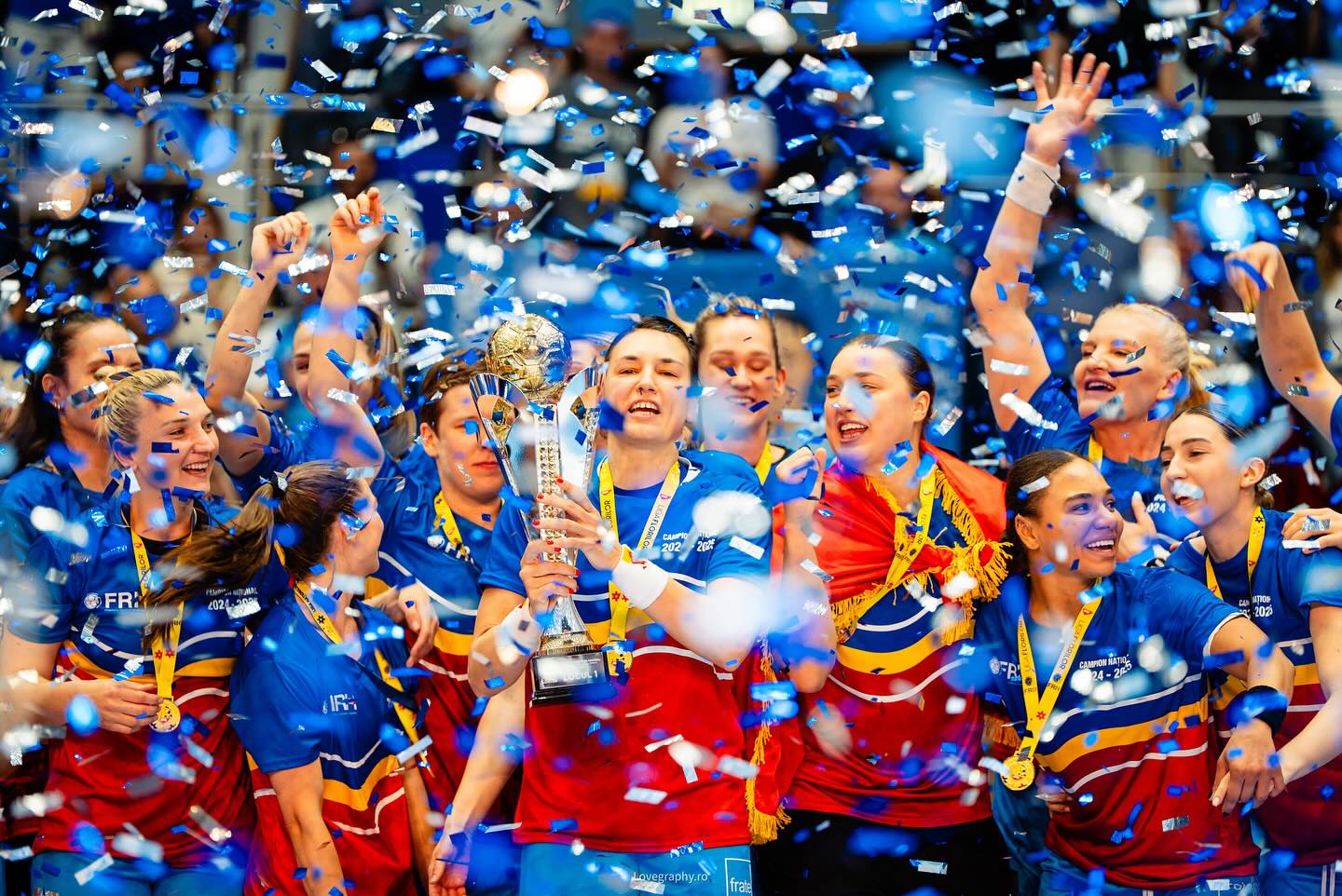 Handbal feminin. Cristina Neagu și-a încheiat cariera în aplauze și lacrimi: Vă mulțumesc pentru tot!