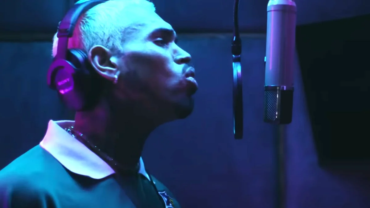 Chris Brown, arestat la Manchester. Fostul iubit al Rihannei e acuzat de agresiune