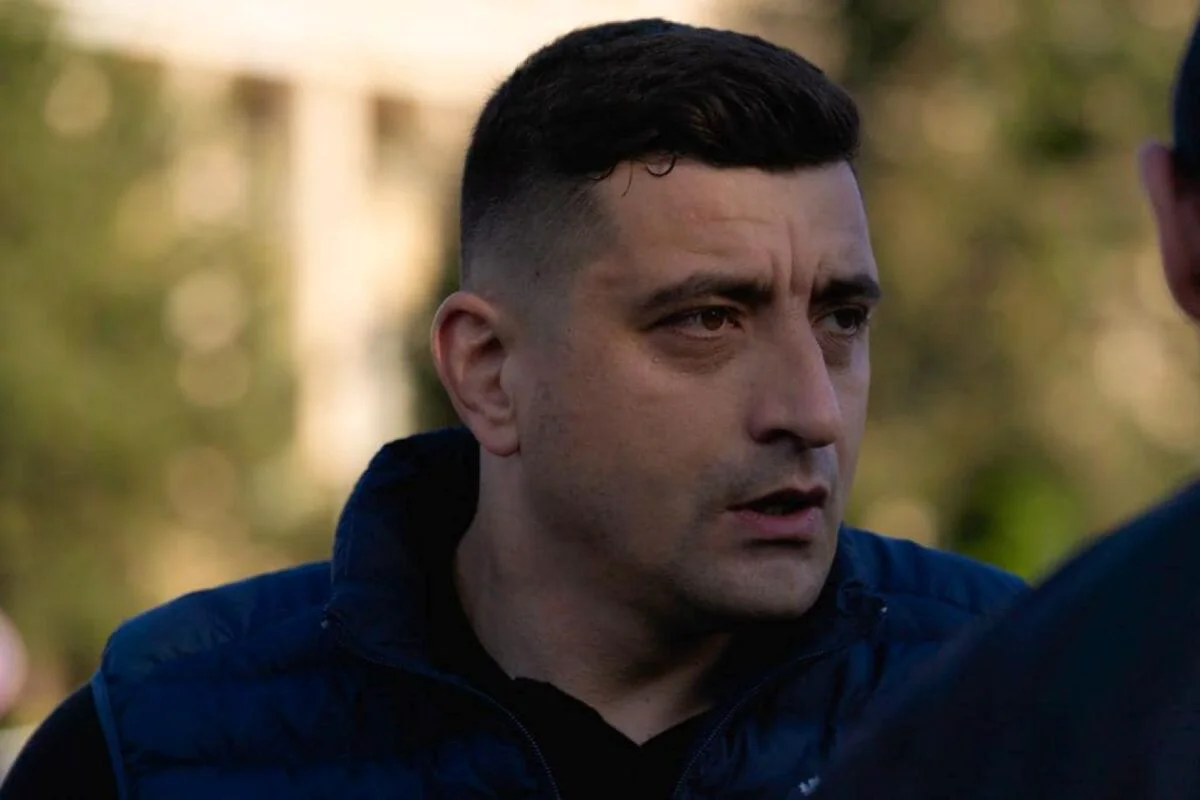 Simion vrea să arate că nu este pro-rus: Rusia are un interes de a ne dezbina şi o face foarte bine