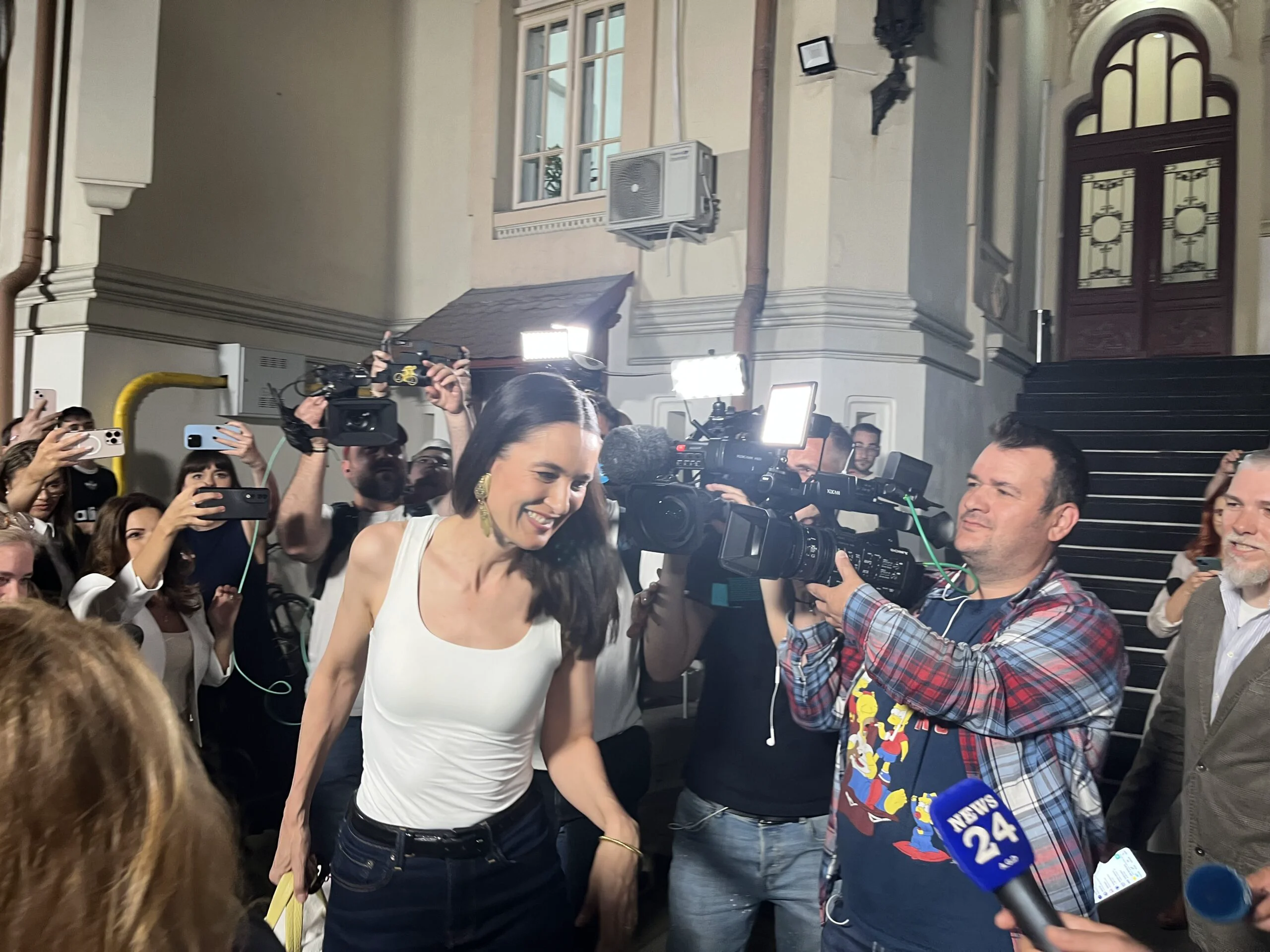 Clotilde Armând a ajuns, din greșeală, în ograda lui Crin Antonescu (sursă foto: arhiva companiei)