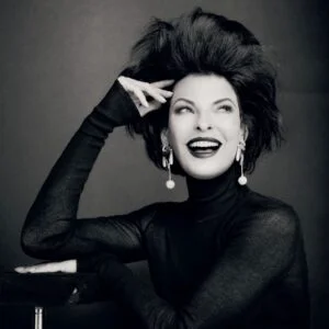 Linda Evangelista, la 60 de ani: Vrăjesc bătrânețea